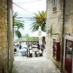 Old Town Vitaic 3*