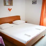 Old Town Vitaic Affittacamere 3*