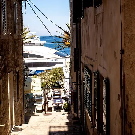 Old Town Vitaic