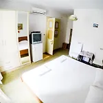 Old Town Vitaic 3*