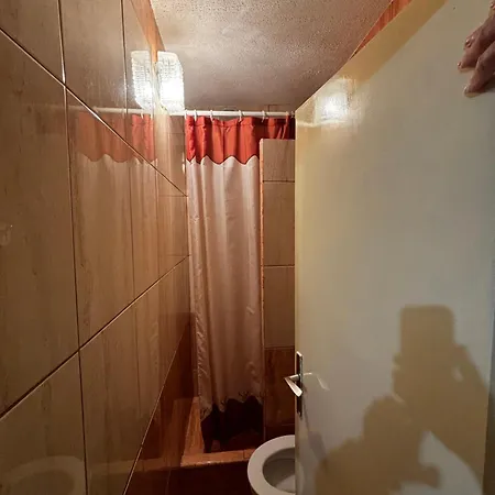 בית הארחה Old Town Vitaic קורצולה