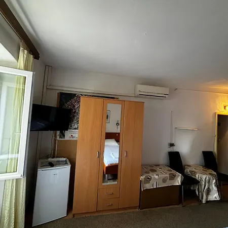 בית הארחה Old Town Vitaic