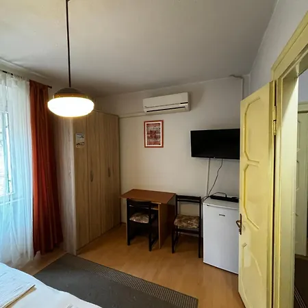 Old Town Vitaic 3* קורצולה