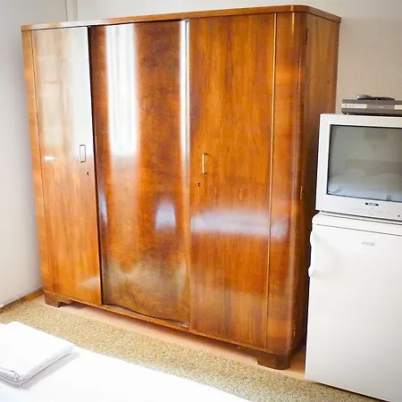 Old Town Vitaic בית הארחה קורצולה