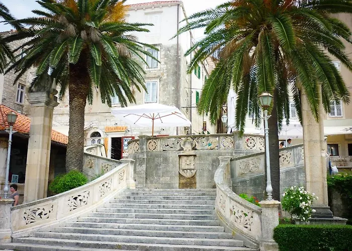 Guest house Old Town Vitaic 3*