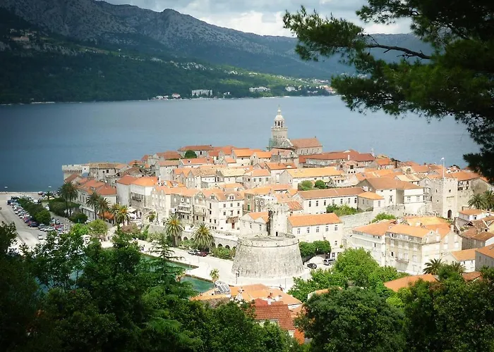 Guest house Old Town Vitaic 3*